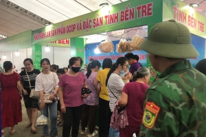 Quảng bá sản phẩm tỉnh Bến Tre tại Hội chợ Thương mại Quốc tế  Việt – Trung (Lào Cai) lần thứ 23